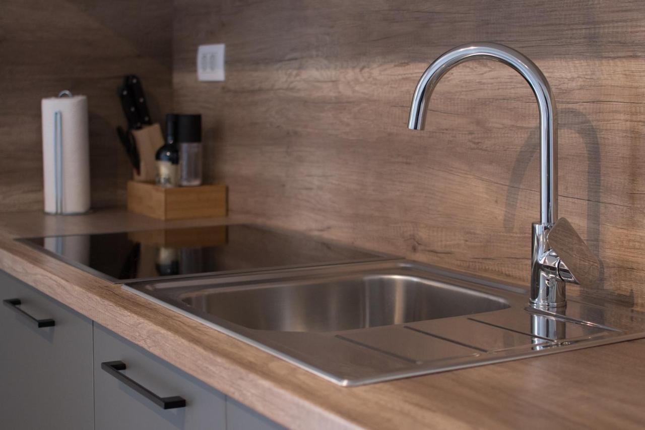 Apartments Lirio Umag Luaran gambar